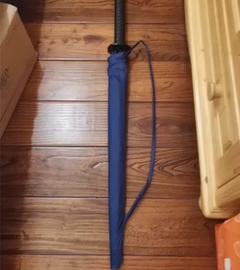 武士长柄雨伞 藏青色，带伞套轻微使用痕迹宏...