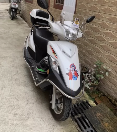出豪爵vf125前挡风板,高度45cm,质...