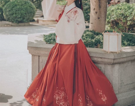 汉尚华莲芙蓉月 一套M 穿一洗一