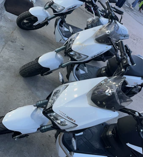 雅迪x5,新车二手车都有,新车5700物流...