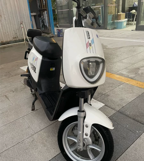 台铃小电驴，很精致的一辆电动车，自己很爱惜...