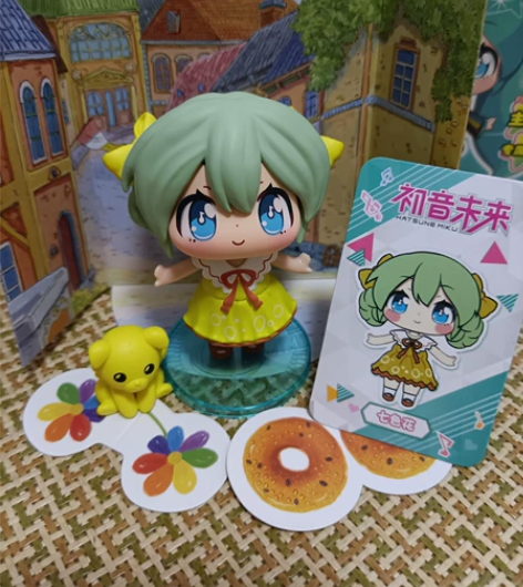 初音未来盲盒，拆盒的 正版初音未来世界童话...