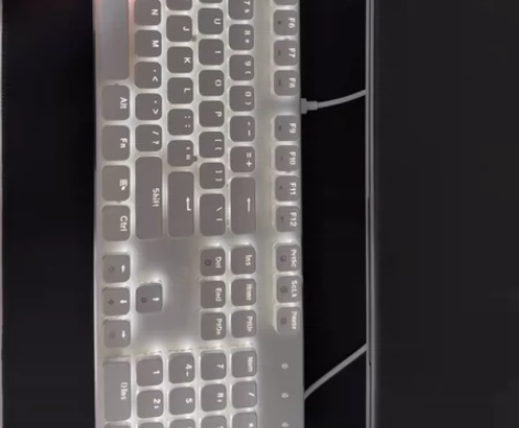 RK龙盾有线键盘机械键盘青轴 感兴趣的话点...