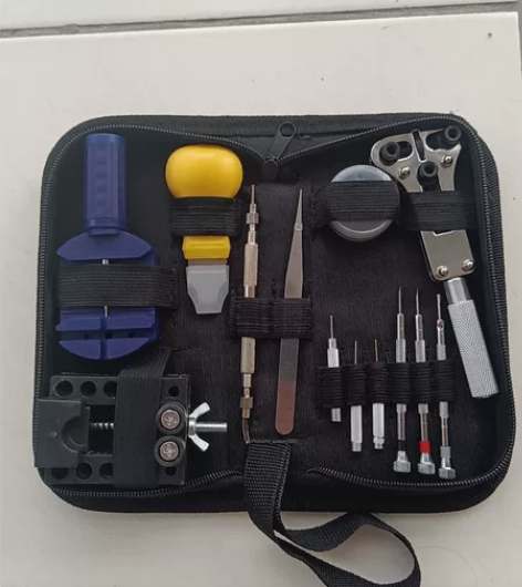 修表全套工具，全新，新华路玄武街自提。上班...