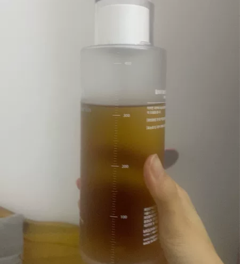 ?持证美白miguhara咪咕哈啦爽肤水补...