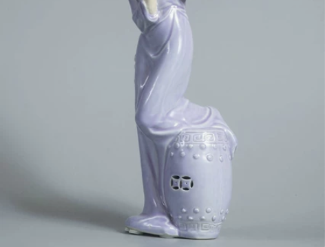 景德镇雕塑瓷厂八十年代，稀土变色釉瓷雕惜春...