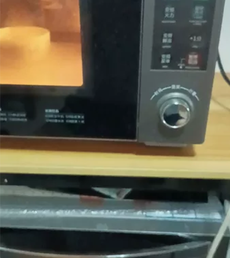 三洋变频微波炉，使用很少，九成新以上，用不...