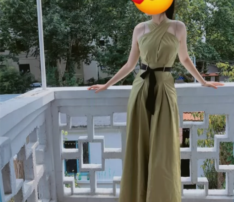 韩系连体漏肩连体裤 非常非常韩系 只穿过一...