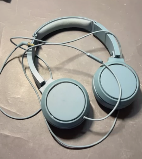 飞利浦 H4105 头戴式耳机 九成新 仅...